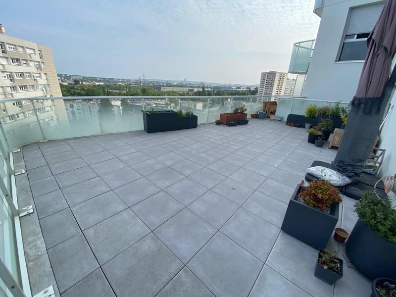 Appartement - 80 m² - 4 pièces