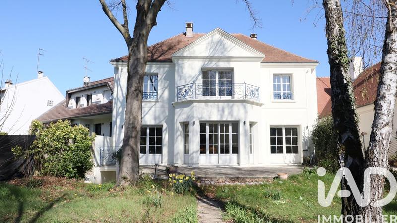 Maison - 191 m² - 6 pièces