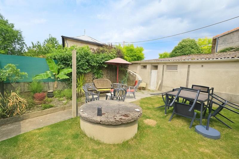 Maison de bourg - 159 m² - 6 pièces