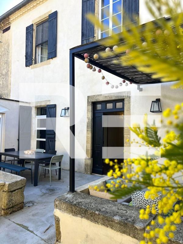 Maison de maîtres - 251 m² - 7 pièces