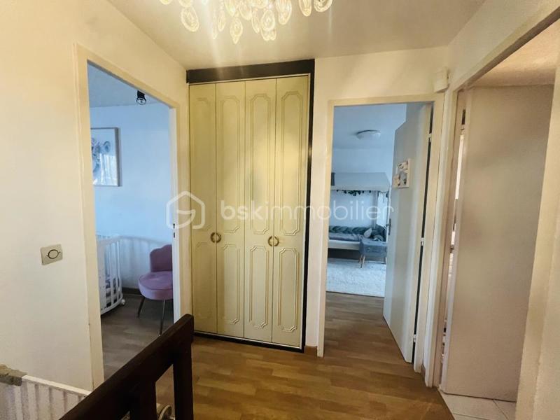 Maison - 140 m² - 6 pièces