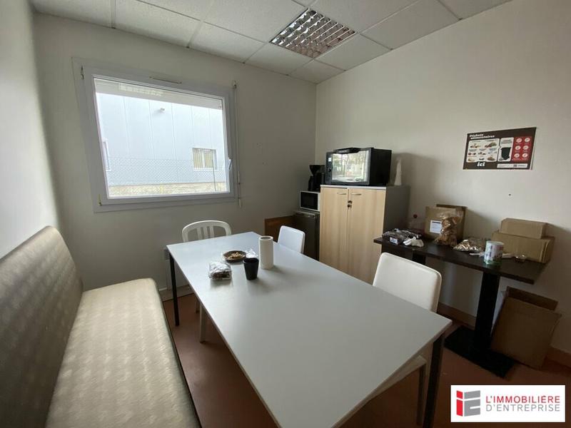 Local d'activité / Entrepôt - 500 m²