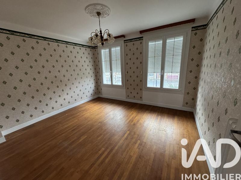 Maison - 101 m² - 7 pièces