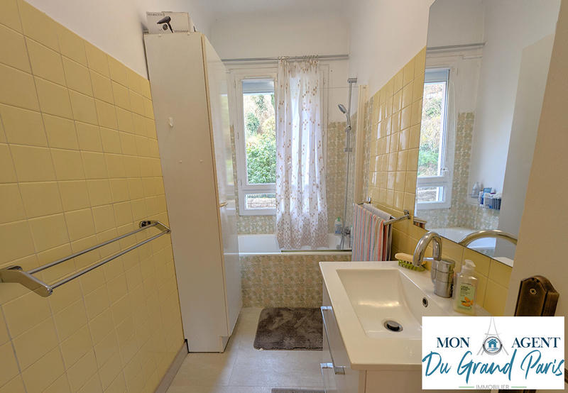 Maison - 101 m² - 5 pièces