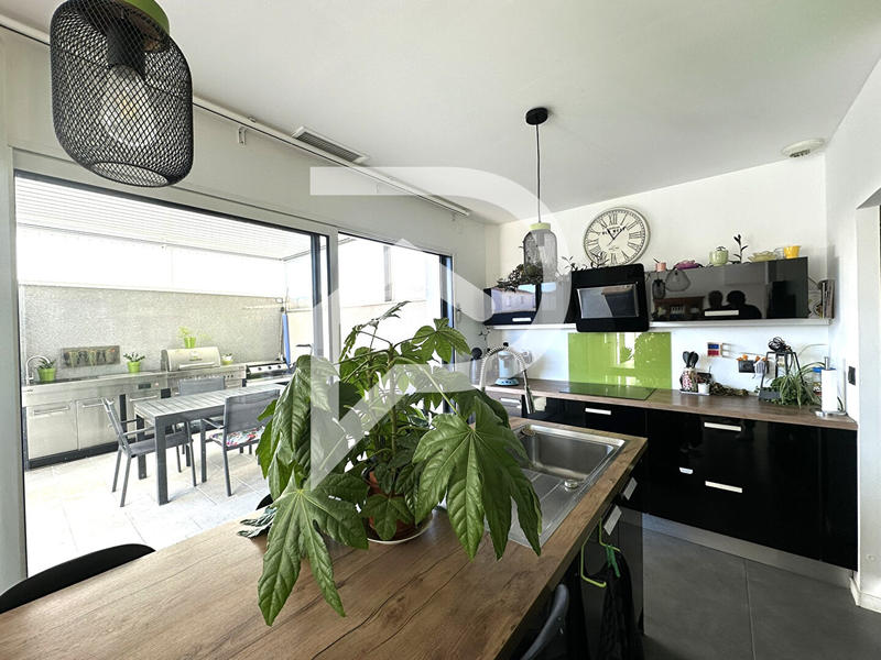 Maison - 126 m² - 5 pièces