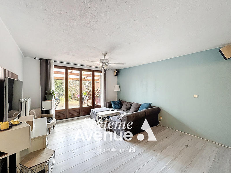 Maison - 101 m² - 5 pièces