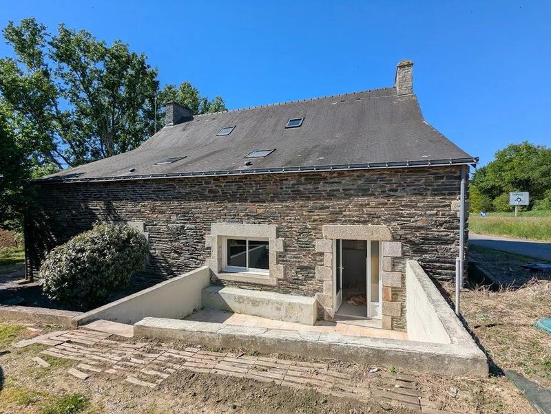 Maison - 284 m² - 12 pièces