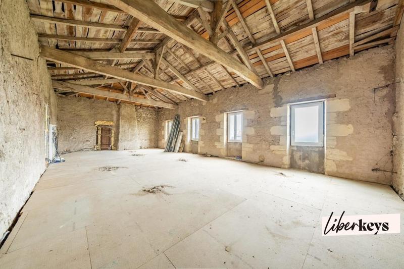 Maison de village - 270 m² - 8 pièces