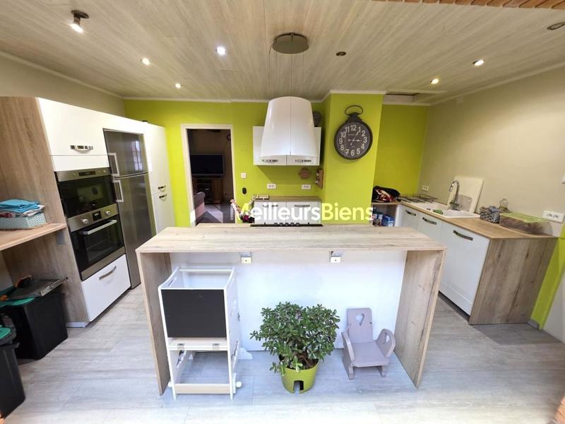 Maison - 122 m² - 4 pièces