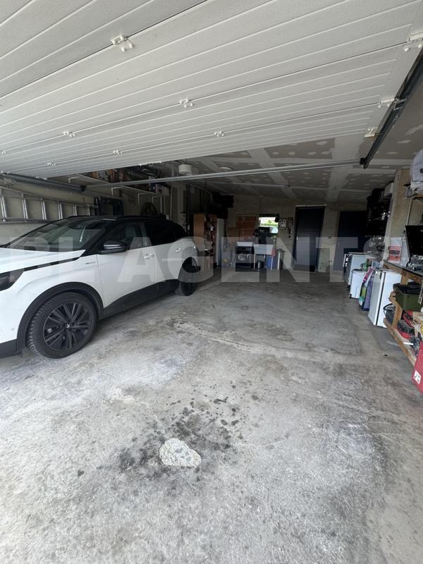 Propriété - 137 m² - 5 pièces