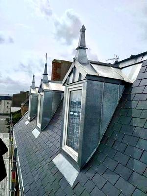 Immeuble - 220 m² - 13 pièces