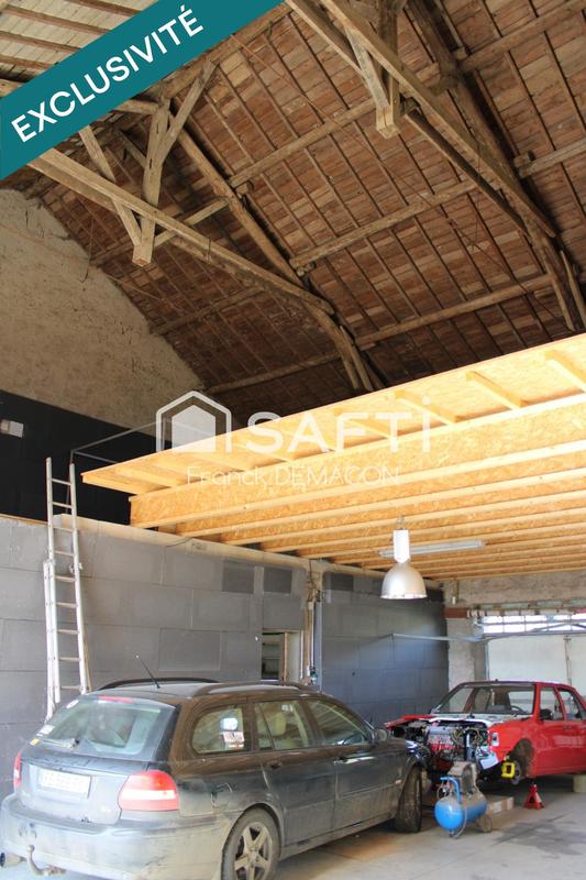 Maison - 318 m² - 9 pièces