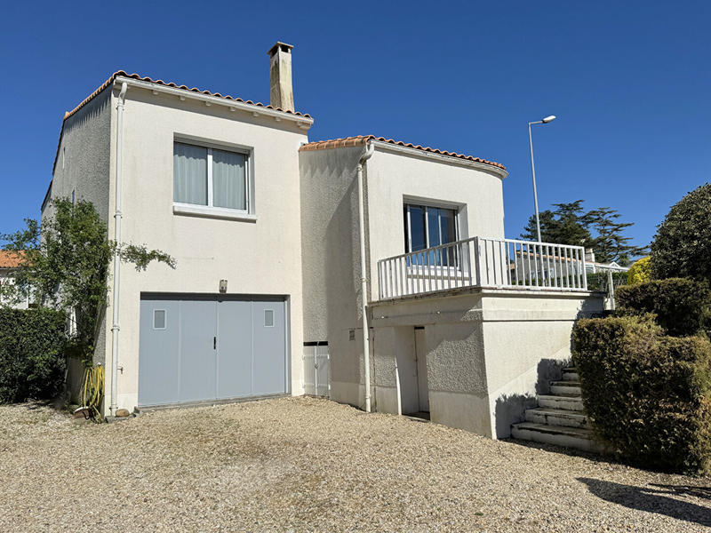 Maison - 160 m² - 7 pièces