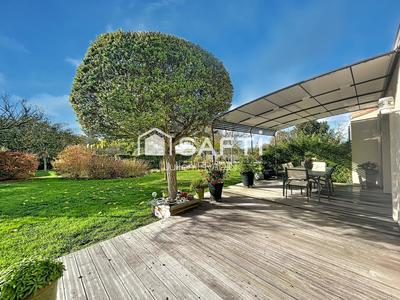 Maison - 139 m² - 7 pièces