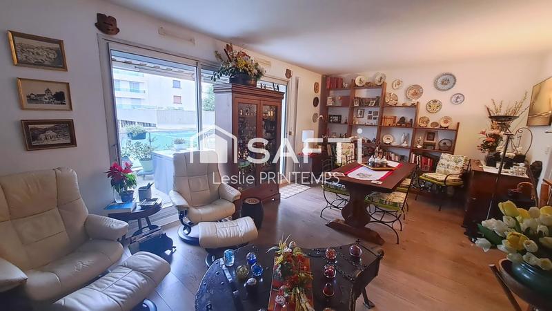 Appartement - 83 m² - 5 pièces