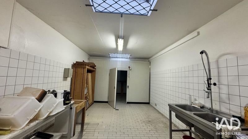 Local commercial - 212 m²