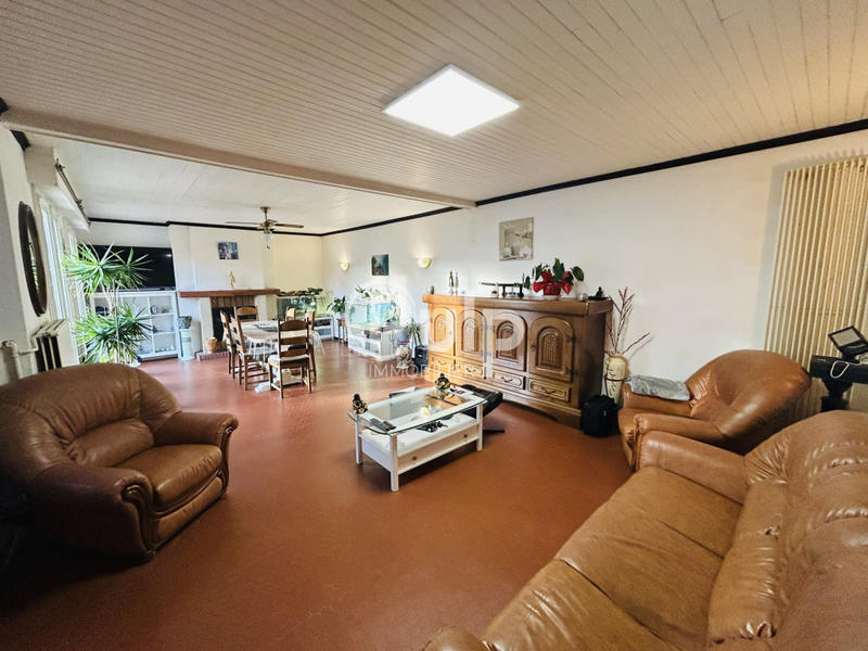 Maison - 138 m² - 6 pièces