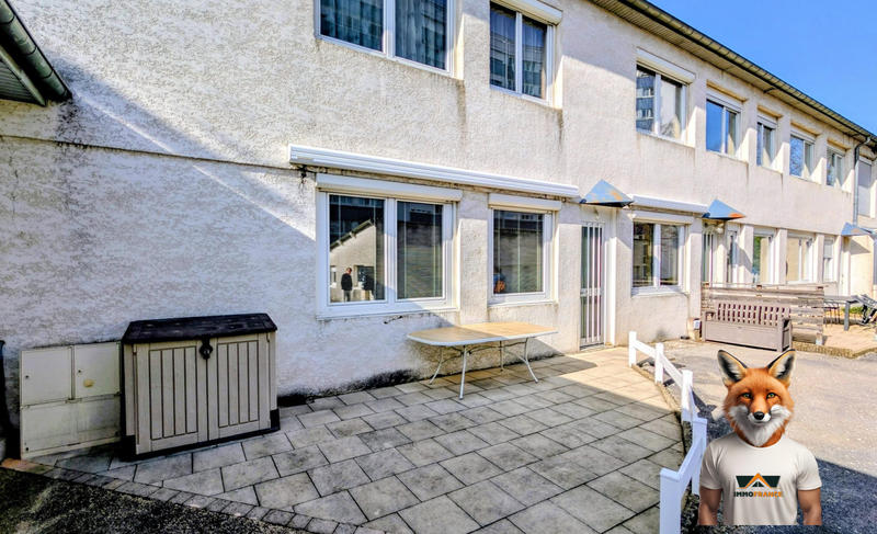 Appartement - 100 m² - 4 pièces