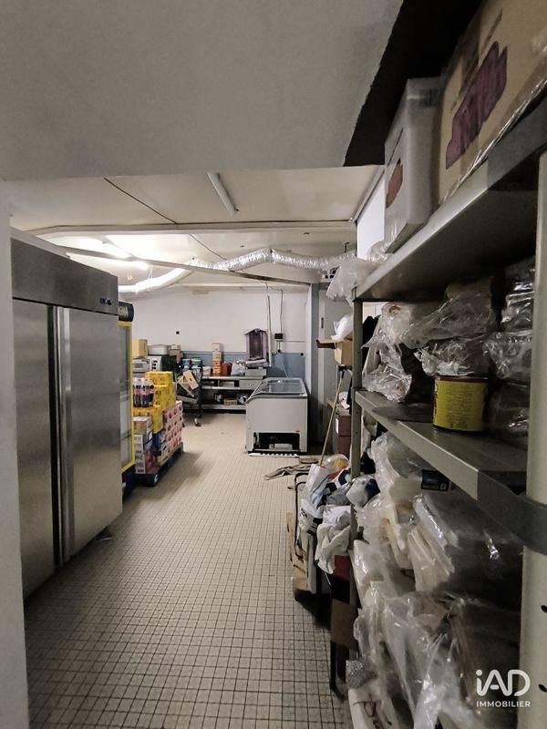 Local commercial - 210 m²