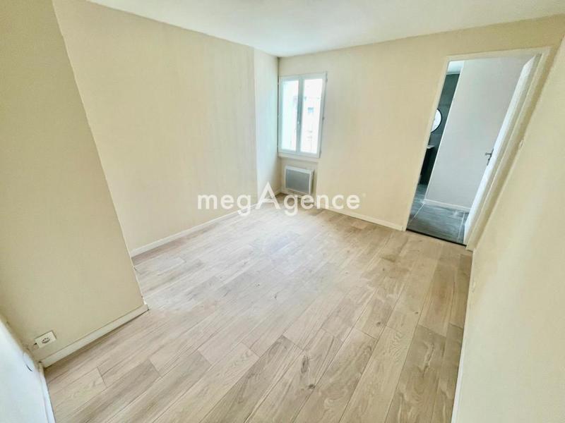Appartement - 70 m² - 5 pièces