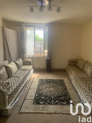 Maison de ville - 92 m² - 8 pièces