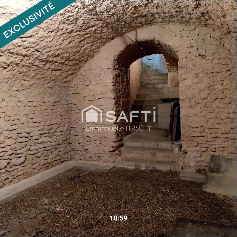 Maison - 160 m² - 2 pièces