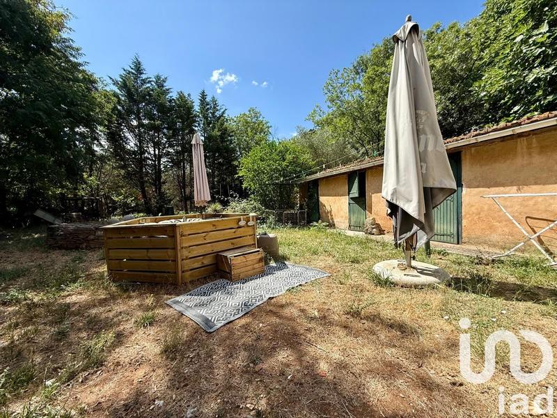 Maison - 220 m² - 9 pièces