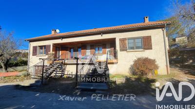 Maison - 164 m² - 8 pièces
