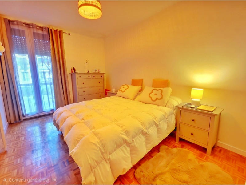 Appartement - 93 m² - 5 pièces