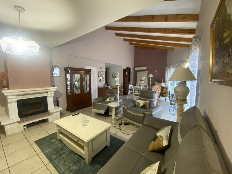 Maison - 98 m² - 5 pièces