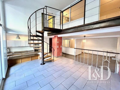 Duplex - 113 m² - 6 pièces