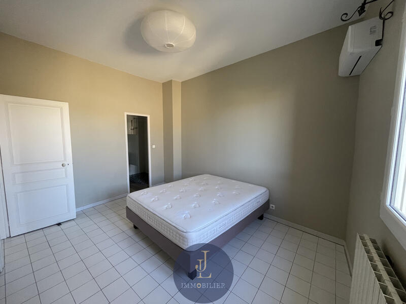 Maison de village - 200 m² - 4 pièces