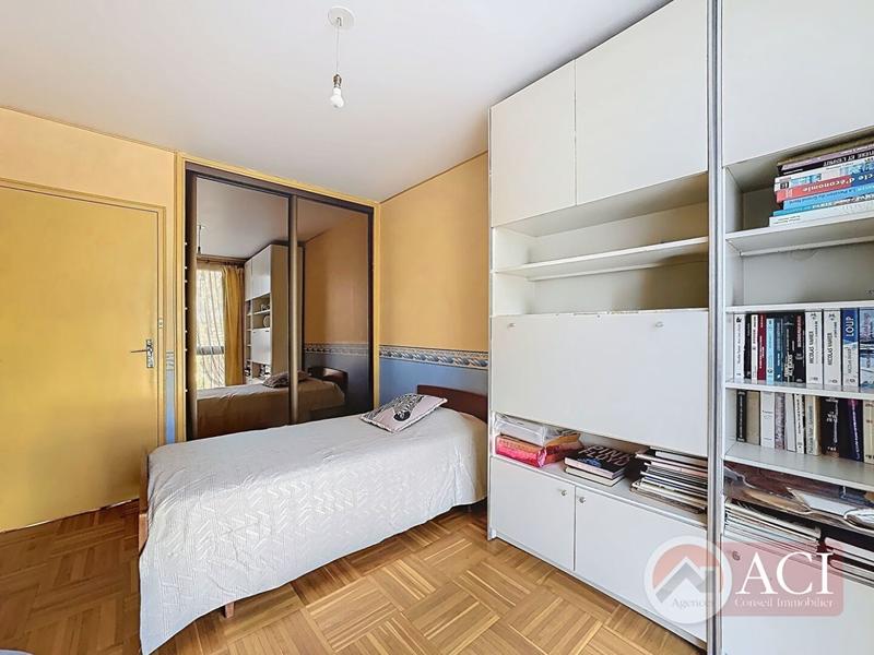 Appartement - 115 m² - 6 pièces