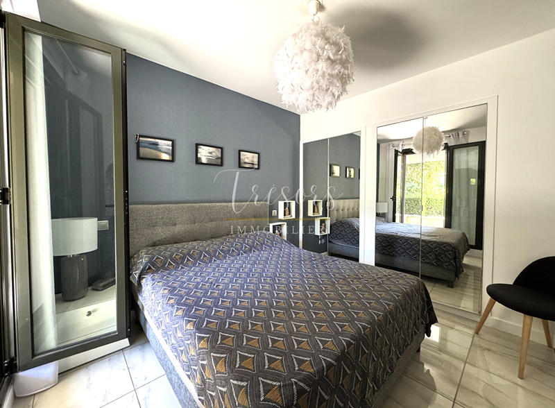 Appartement - 96 m² - 4 pièces