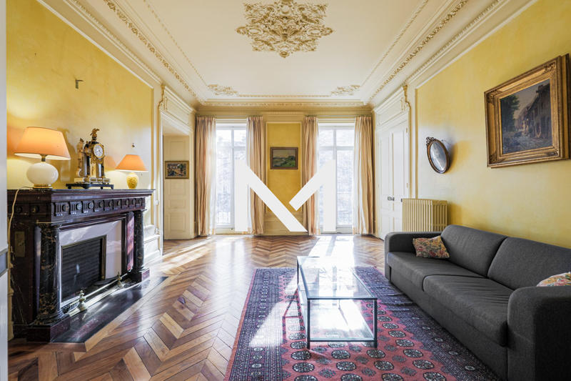 Appartement - 191 m² - 7 pièces