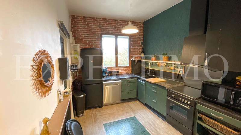 Maison - 98 m² - 6 pièces