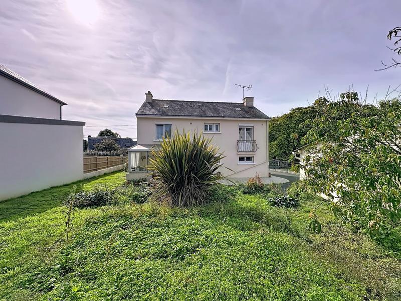 Maison - 124 m² - 8 pièces