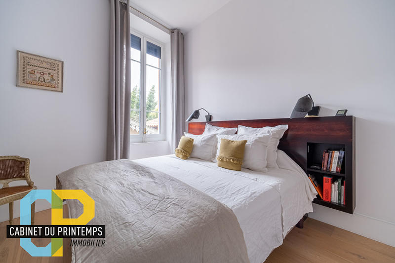 Appartement - 178 m² - 5 pièces