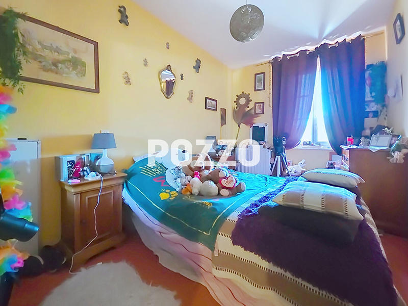 Maison - 97 m² - 5 pièces