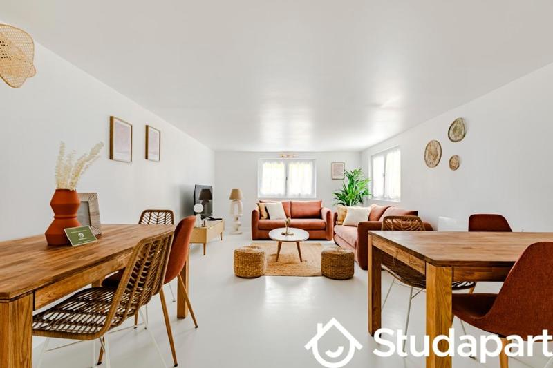 Chambre - 12 m² - 1 pièce