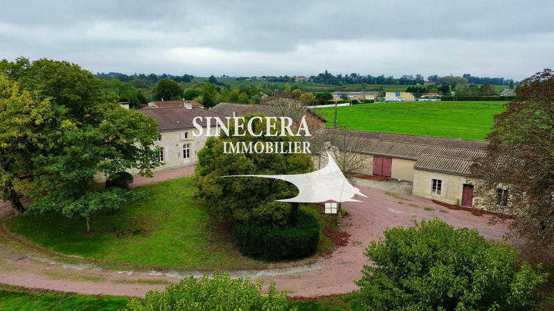 Propriété - 520 m² - 12 pièces