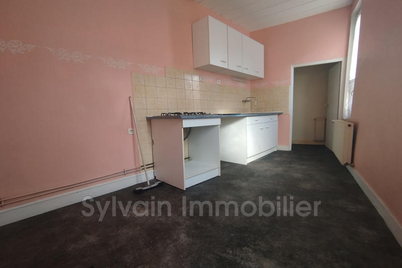 Maison - 74 m² - 5 pièces