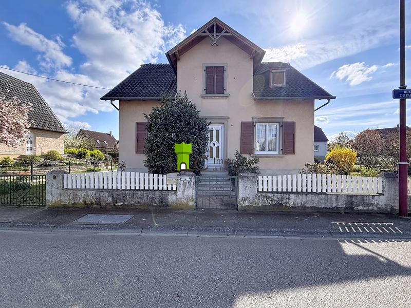 Maison traditionnelle - 138 m² - 5 pièces