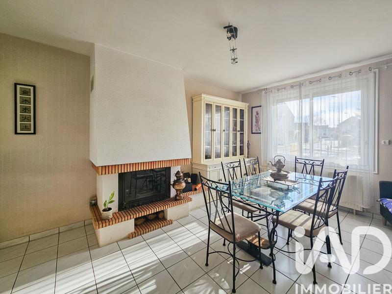 Maison - 85 m² - 5 pièces