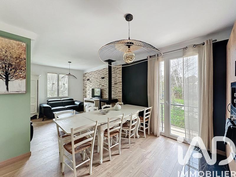 Maison - 121 m² - 5 pièces