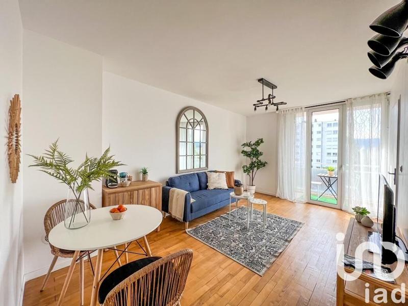 Appartement - 65 m² - 4 pièces