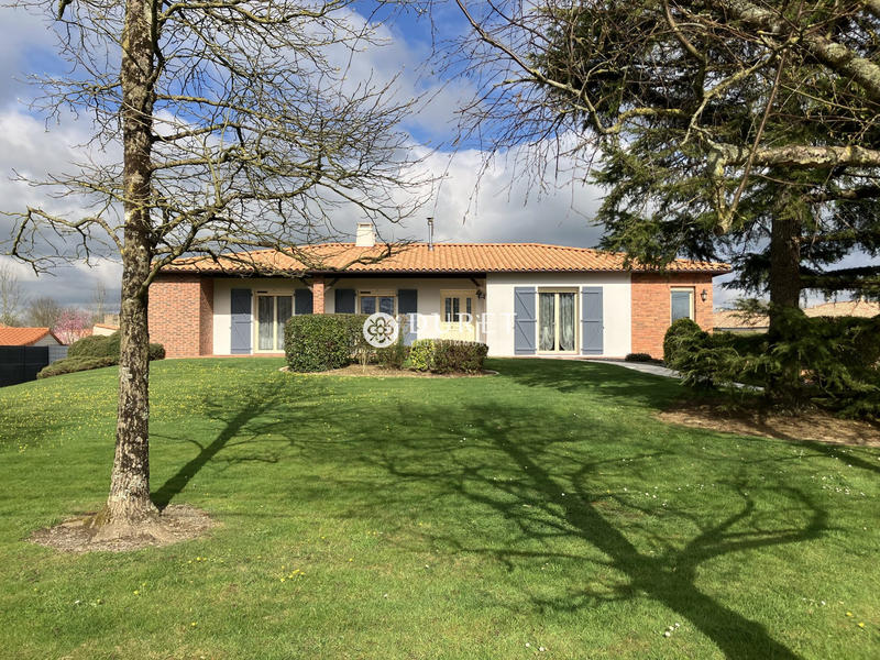 Maison - 146 m² - 7 pièces