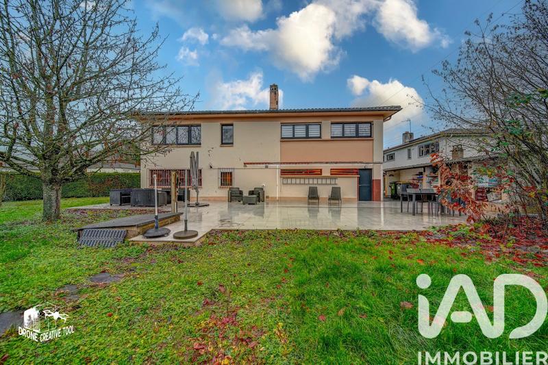 Maison - 191 m² - 7 pièces