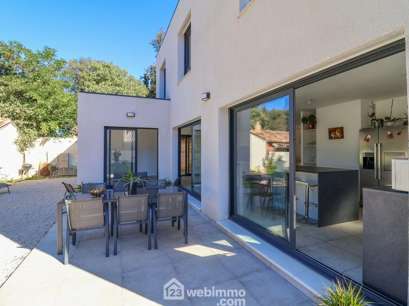 Villa - 141 m² - 5 pièces