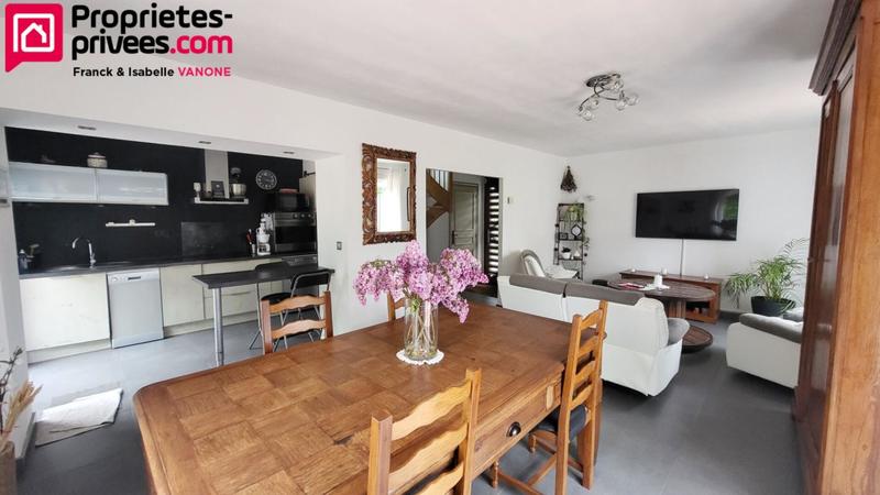 Maison - 82 m² - 5 pièces